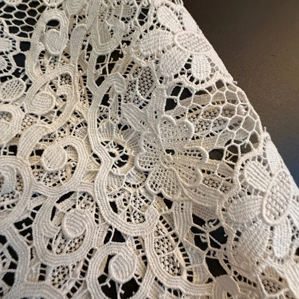 Vintage White Floral Lace Table Runner Rectangular Crochet Style 12x36